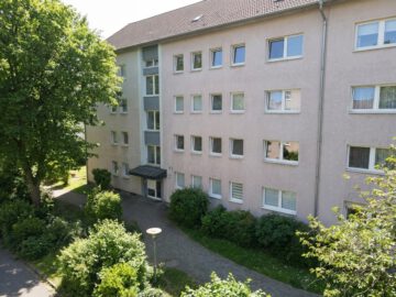 Schöne 3 Zimmerwohnung sucht Nachmieter, Ringstraße 44, 65474 Bischofsheim