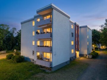 Charmante 2-ZKB im 3. Stock mit traumhaftem Ausblick, Zur Pappelallee 7, 65474 Bischofsheim